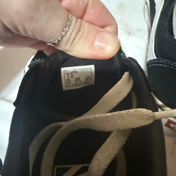 Vans Black and White Women's Sneakers - Picture 5 of 5